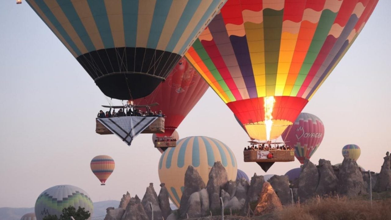 Kapadokya'da Gazze için anlamlı uçuş: Balonlardaki detay dikkat çekti!