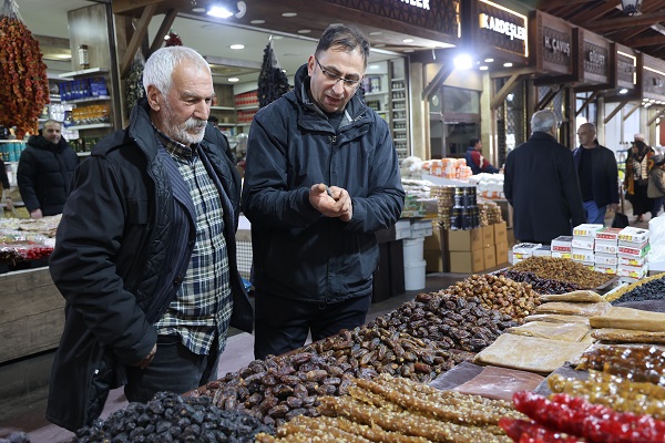 Foto - Kapalı Çarşı'da Ramazan bereketi