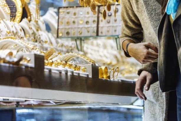 Foto - Kapalıçarşı’da altın hareketliliği! EYT sonrası Türk Lirası’nı değerlendirmek isteyen oraya koştu