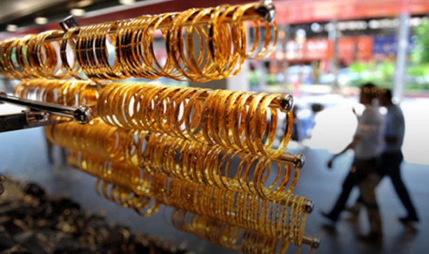 Kapalıçarşı'da skandal! Baskını duyup sabahın köründe temizliğe başladılar, kilolarca altını devletten kaçırdılar