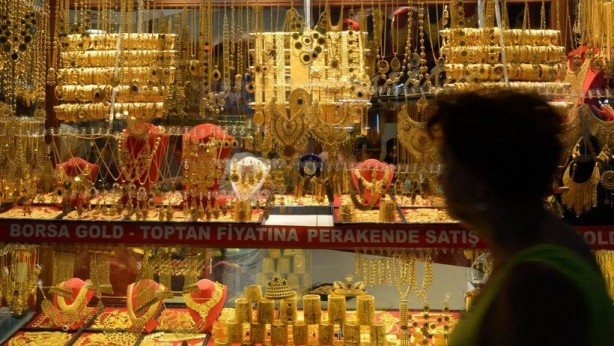 Foto - Kapalıçarşı'da skandal! Baskını duyup sabahın köründe temizliğe başladılar, kilolarca altını devletten kaçırdılar