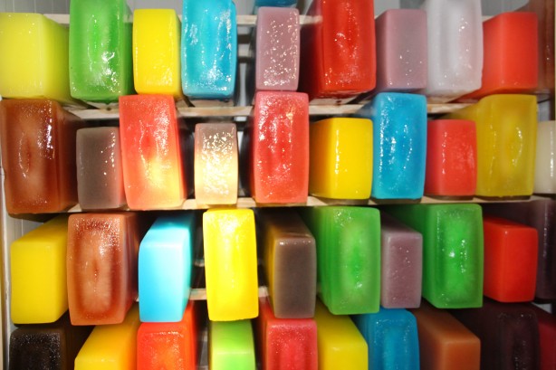 Foto - Kapış kapış alanlar var! Ekmeği sıcak havadan çıkarıyor