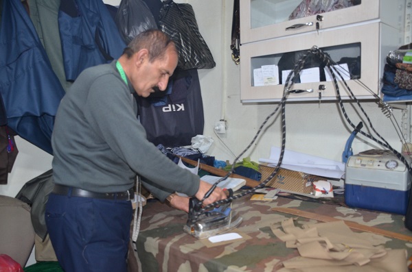 Kapış kapış gidiyor! Bu kıyafete 20 bin lira ödeyip aylarca bekliyorlar