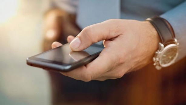 Kapış kapış gidiyor... İşte uygun fiyatlı telefonlar!