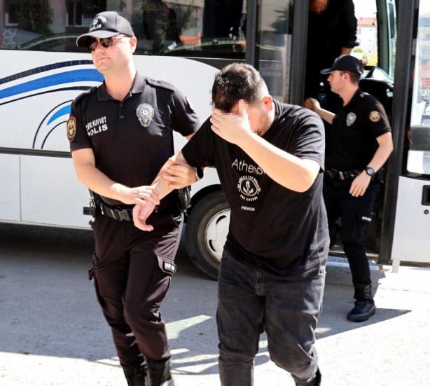 Foto - Kapora dolandırıcıları paketlendi