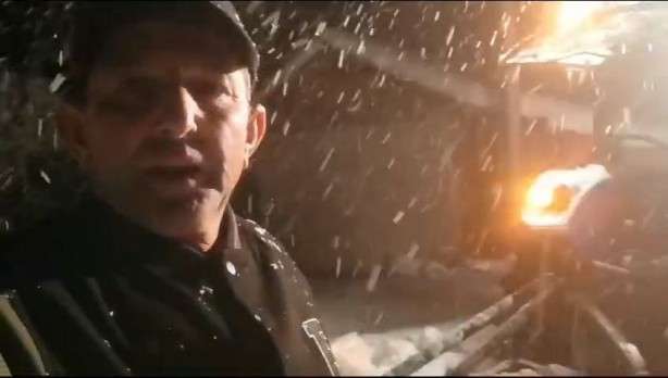 Foto - Kar 50 cm oldu... Muhtardan efsane hareket