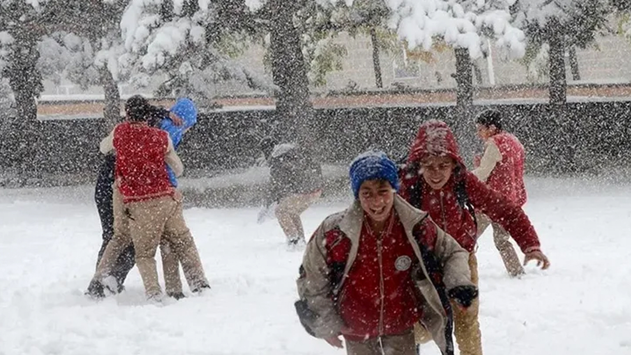 Foto - Kar alarmı verildi, her yer buz kesecek! AKOM uyardı okullar tatil edilecek mi?