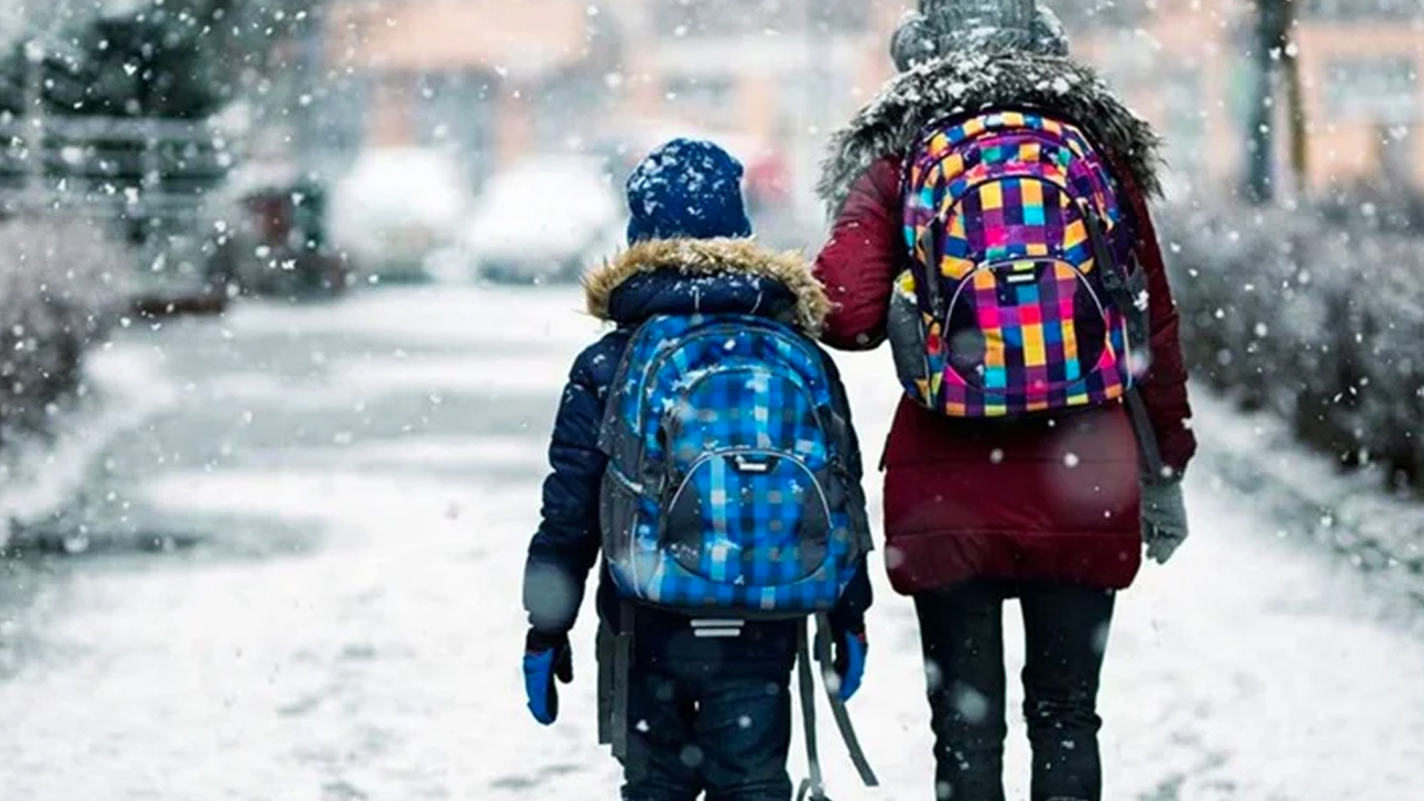 Kar alarmı verildi, her yer buz kesecek! AKOM uyardı okullar tatil edilecek mi?