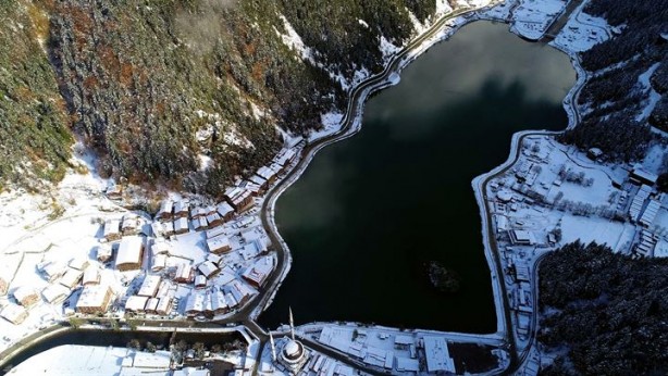Foto - Kar altında ayrı bir güzel