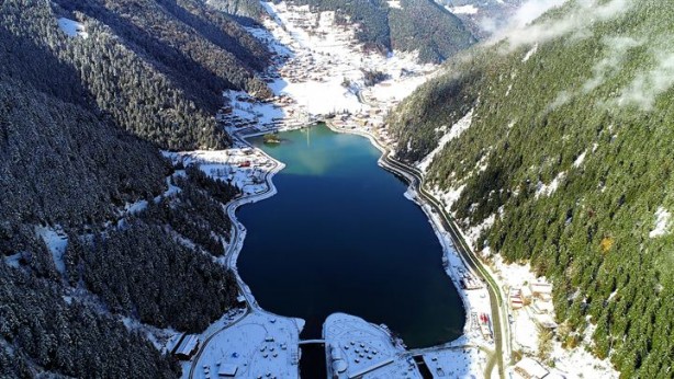 Foto - Kar altında ayrı bir güzel