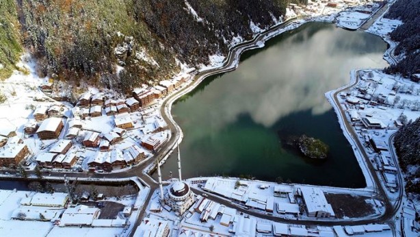 Foto - Kar altında ayrı bir güzel