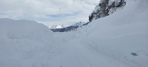 Foto - Kar altında kaybolan araç 4 günde bulundu