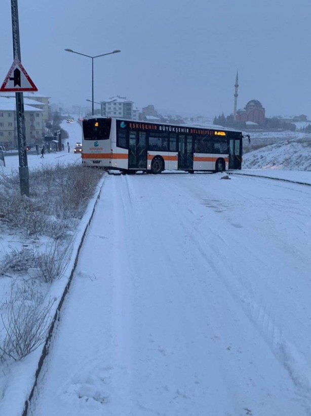 Kar bereket Eskişehir felaket! CHP’li belediye her yerde aynı