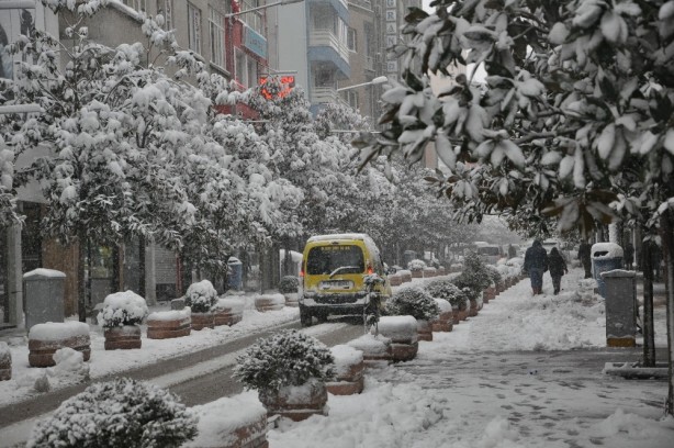 Foto - Kar çok şiddetli geliyor! Her hava tahmini tutan isim 'Az kaldı' diyerek tarih verdi: Hazırlanın