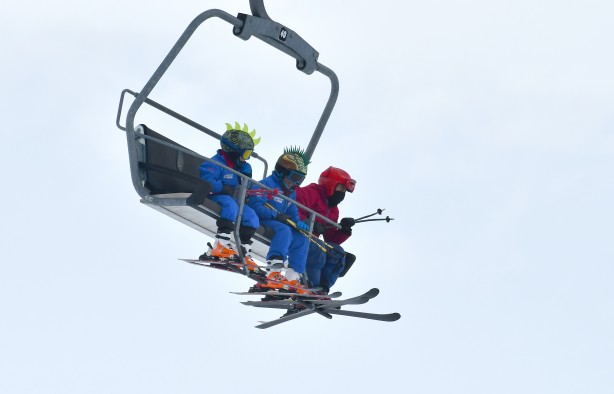 Foto - Kar kalınlığı 180 metreye ulaşan Sarıkamış Kayak Merkezi'nde kayak keyfi bir başka!