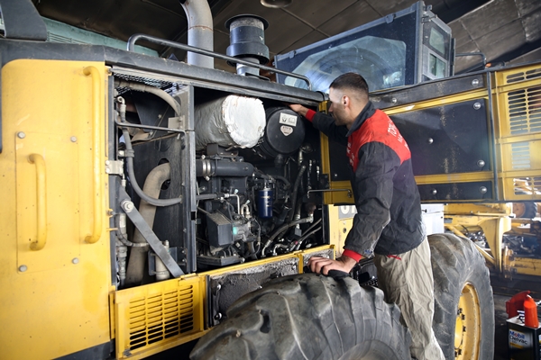 Foto - "Kar kaplanları" 57 iş makinesiyle mücadeleye hazır!