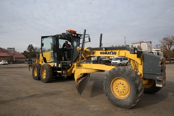 Foto - "Kar kaplanları" 57 iş makinesiyle mücadeleye hazır!