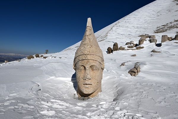 Foto - Kar kış demeden Nemrut Dağı'na akın ediyorlar
