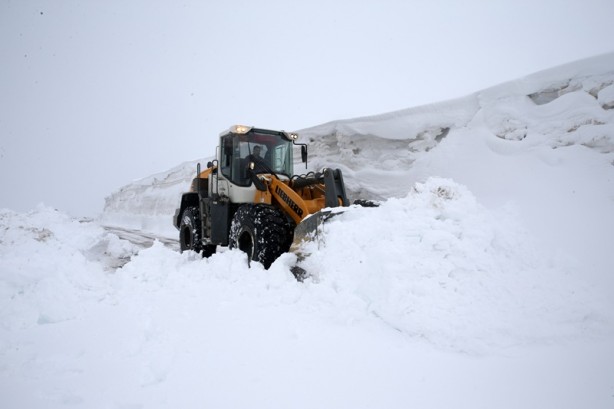 Foto - Kar nedeniyle mahsur kaldılar! Ekipler kurtardı