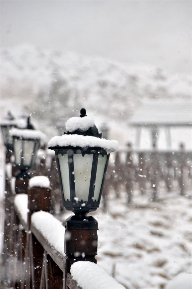 Foto - Kar yağışı Doğu'da 270 köy yolunu kapadı