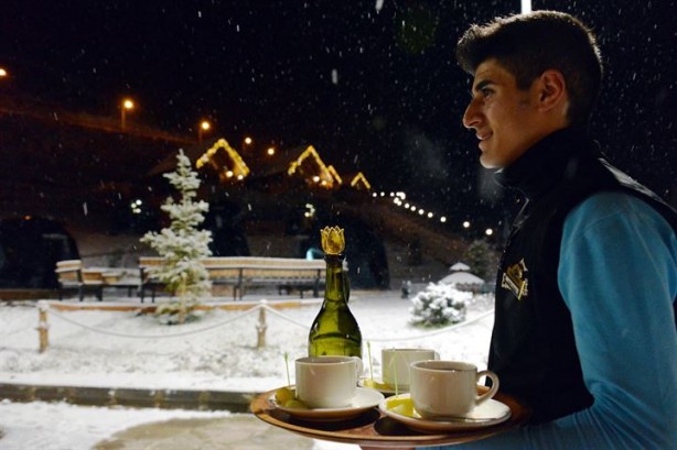 Foto - Kar yağışı Doğu'da 270 köy yolunu kapadı