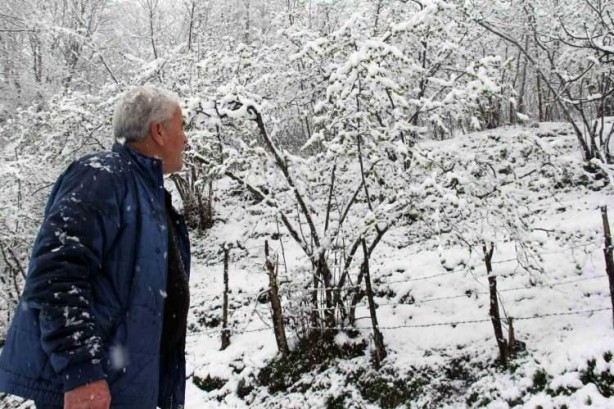 Foto - Kar yağışı etkili olurken tatil haberleri art arda geliyor! İşte eğitime ara verilen illerimiz...