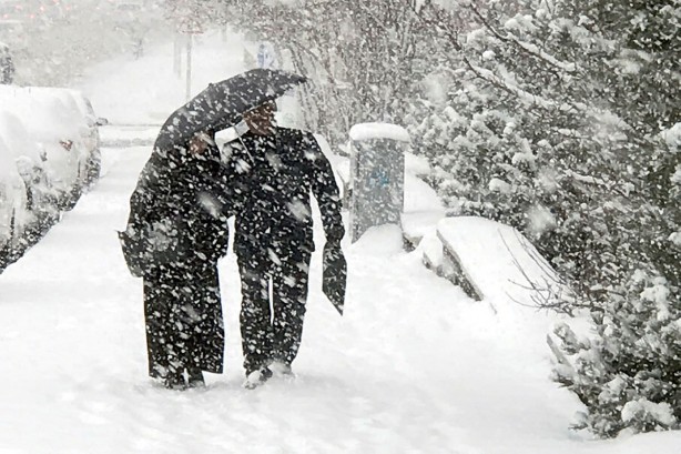 Foto - Kar yağışı öyle bir geliyor ki! Son uyarı şok etkisi yaptı: 5.500 metre yükseklikte sesler duyulacak