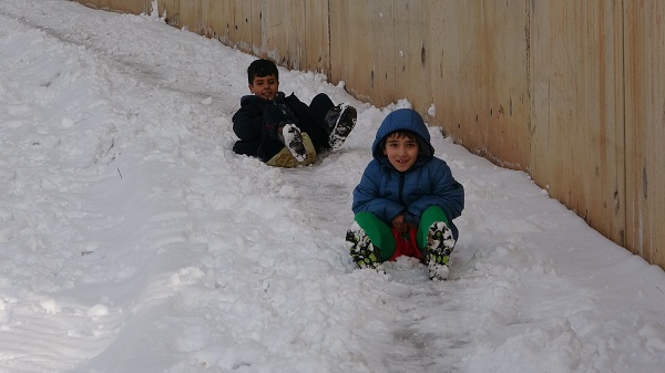 Foto - Kar yağışının keyfini onlar çıkarttı! Dört gözle beklediler keyfini böyle sürdüler