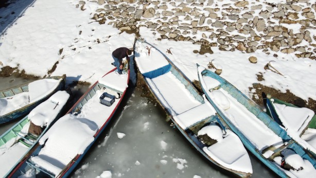 Foto - Kar yağışının sonrası Beyşehir Gölü kıyılarında doyumsuz manzara