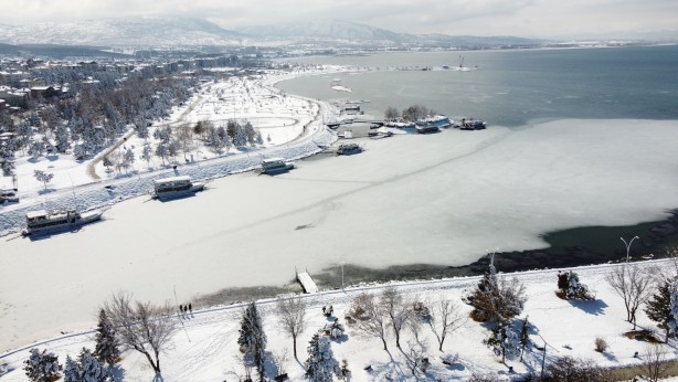 Foto - Kar yağışının sonrası Beyşehir Gölü kıyılarında doyumsuz manzara