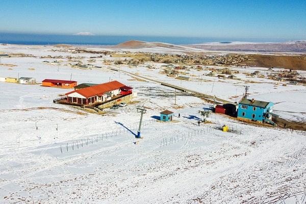 Foto - Kar yağmayınca böyle oldu! Sporcular bavullarını toplayıp oraya gitti