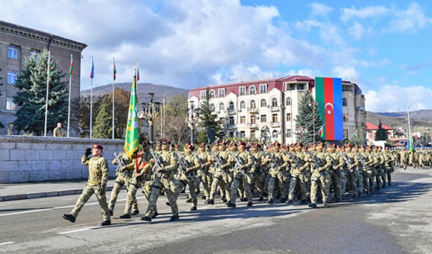 Foto - Karabağ Zaferi’nin üzerinden 3 yıl geçti... Hâlâ anlamayanlar bu resme iyi baksın: SİHA’lar yoğun şekilde kullanılmıştı: ‘Azerbaycan yalnız değildir’