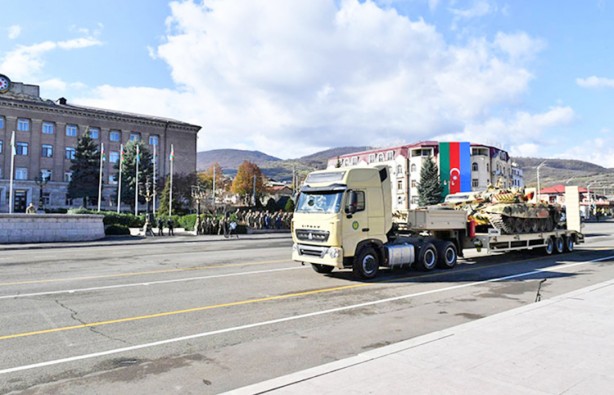 Foto - Karabağ Zaferi’nin üzerinden 3 yıl geçti... Hâlâ anlamayanlar bu resme iyi baksın: SİHA’lar yoğun şekilde kullanılmıştı: ‘Azerbaycan yalnız değildir’