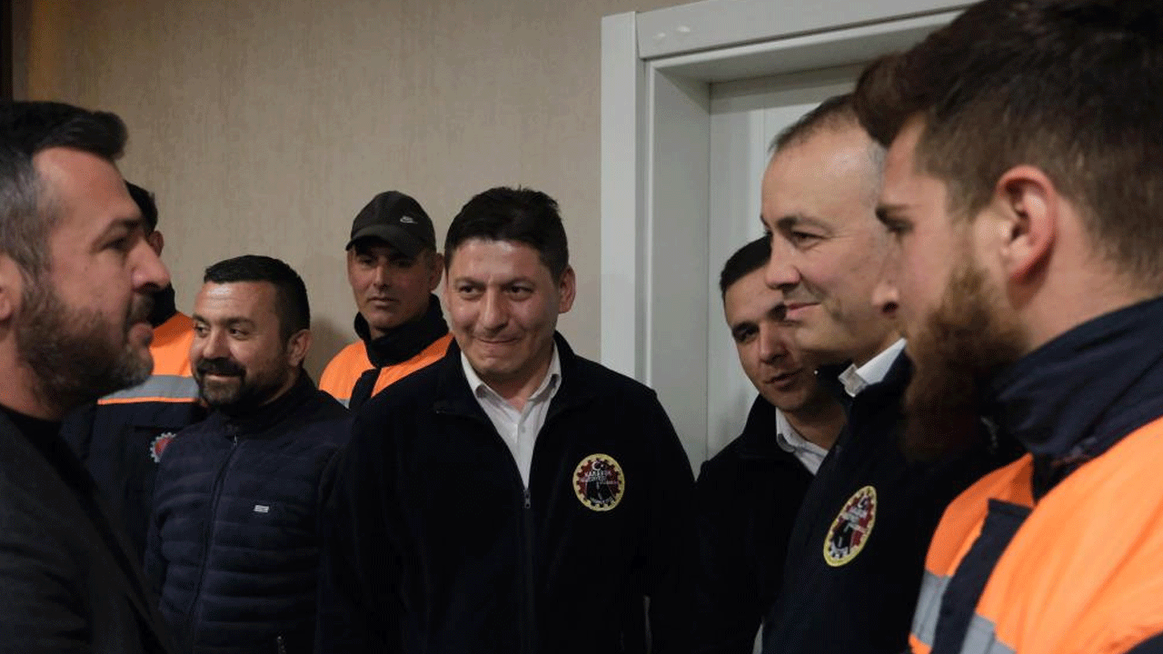 Foto - Karabük Belediye Başkanı Özkan Çetinkaya'dan personele müthiş zam!