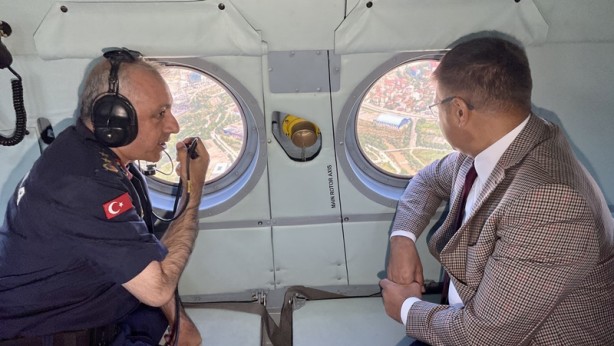 Karabük Valisi, sel bölgesini havadan inceledi