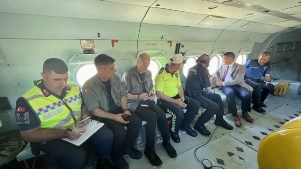 Foto - Karabük Valisi, sel bölgesini havadan inceledi