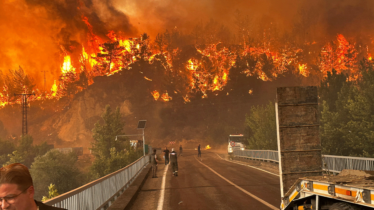 Foto - Karabük'te adeta OHAL ilan edildi! 14 köy tahliye edildi, 613 hane boşaltıldı