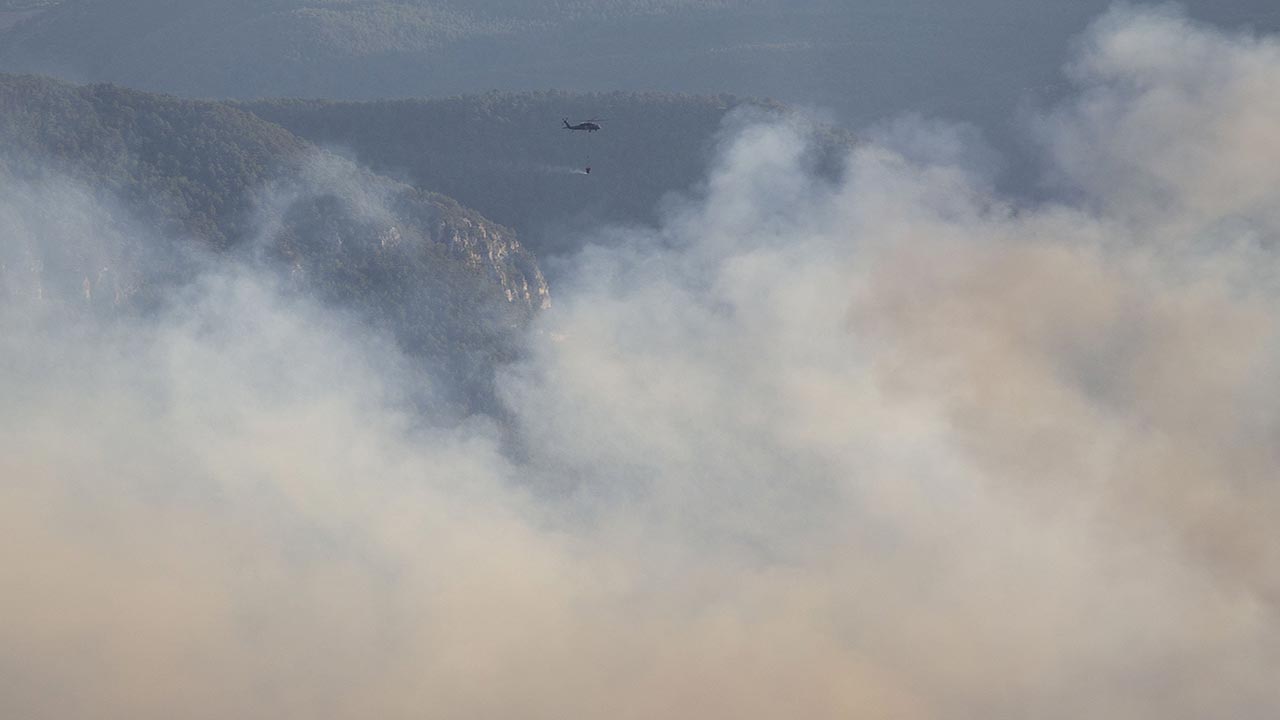 Foto - Karabük’te alarm durumu! 10 köy tahliye edildi, vali yavuz yangın bölgesinde