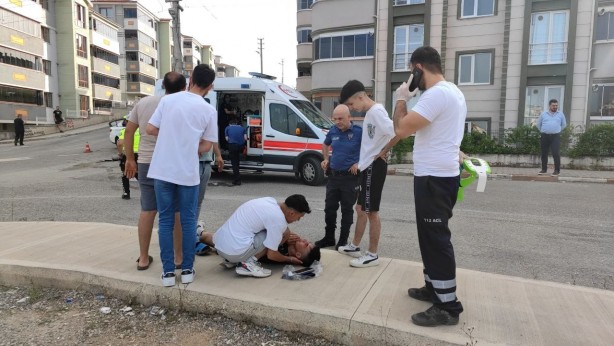 Foto - Karabük'te iki otomobil çarpıştı: 5 yaralı