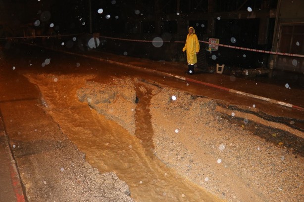 Foto - Karabük'te sağanak su baskınlarına neden oldu