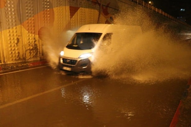 Foto - Karabük'te sağanak su baskınlarına neden oldu