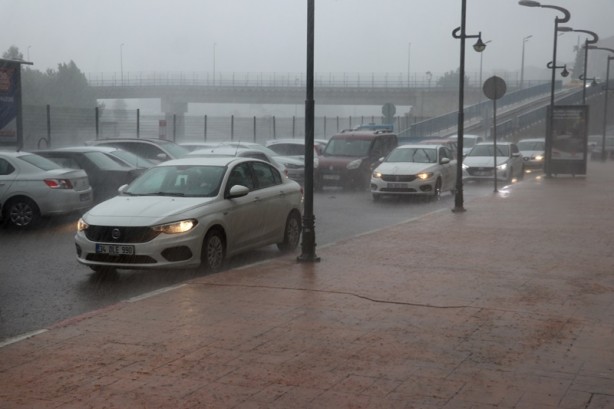 Karabük'te sağanak ve dolu yağışı