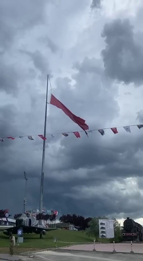 Foto - Karabük'ü sağanak ve dolu vurdu!