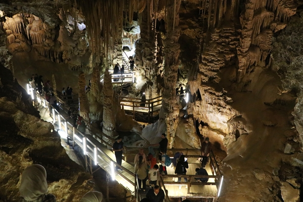 Foto - Karaca Mağarası'na bayramda ziyaretçi akını