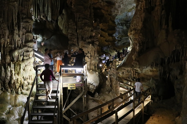 Foto - Karaca Mağarası'na bayramda ziyaretçi akını