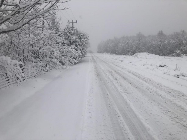 Foto - Karadeniz köyleri bembeyaz