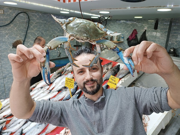 Foto - Karadeniz'de balıkçıların kabusu oldu! 
