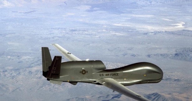 Foto - Karadeniz'de gizemli İHA! Hipersonik füze ateşlenince Sinop semalarında uçmaya başladı