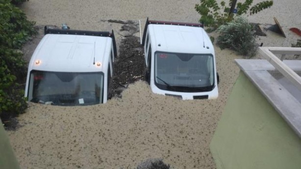 Foto - Karadeniz'de sel felaketi! Suyun yüksekliği 4 metreyi buldu! Haber alınamayan yerler var