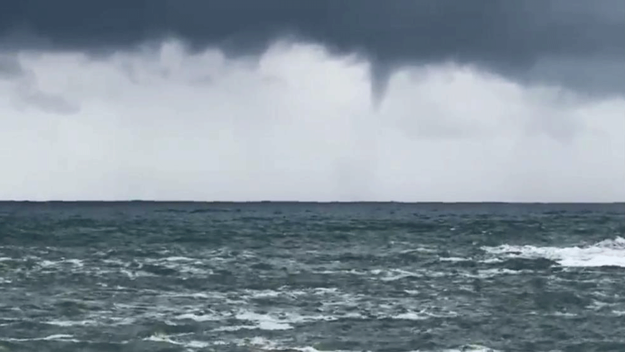 Foto - Karadeniz'de yürekler ağza geldi